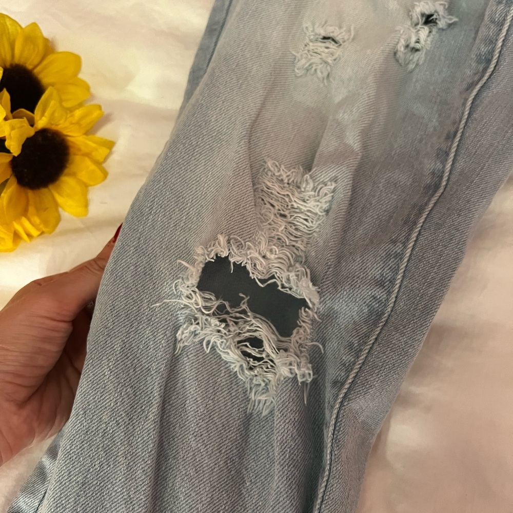 Light Wash Ripped Jeans - Picture 2 of 6